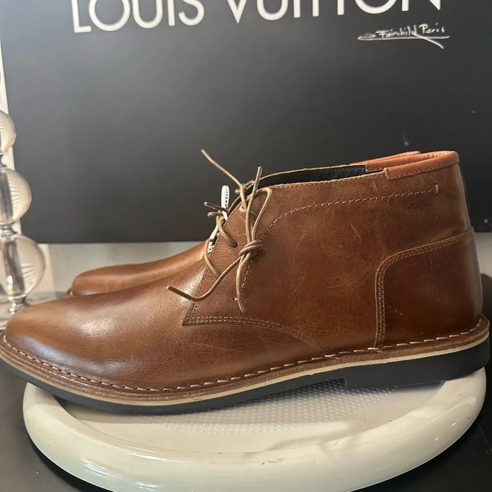 🆕Steve Madden Harken Chukka Leather Boots